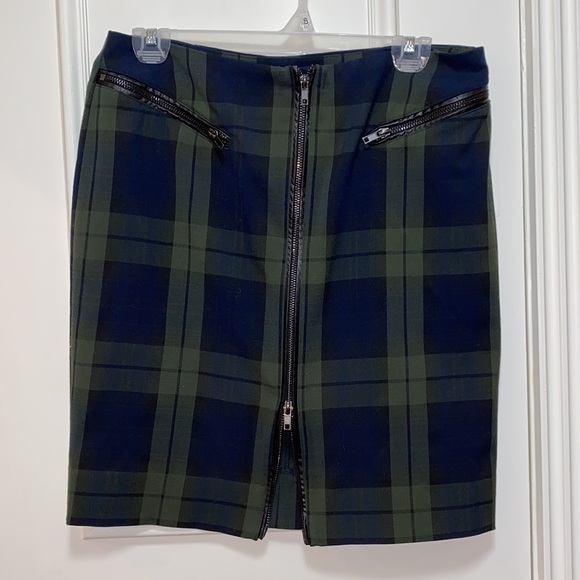 Plaid pencil skirt with faux leather detail - Picture 2 of 4